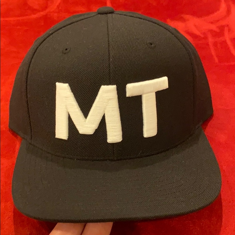 MONTANA SNAPBACK HAT